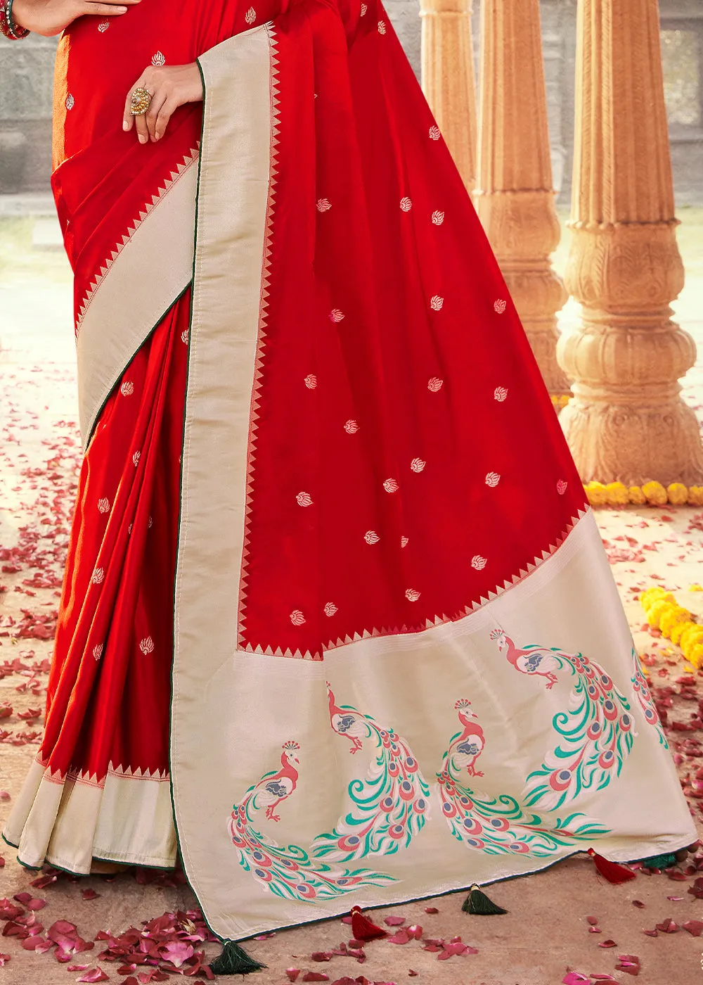 Lipstick Red Woven Kanjivaram Silk Saree